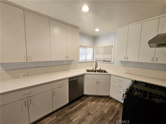 242 N Fairview, Burbank, CA 91505