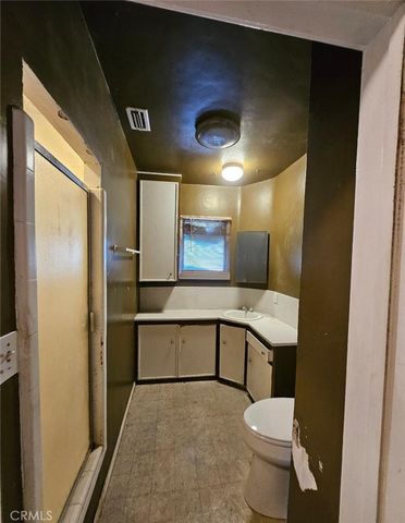 242 N Fairview, Burbank, CA 91505