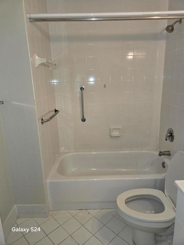 12418 Crystal Pointe Drive 202, Boynton Beach, FL 33437