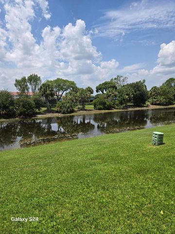 12418 Crystal Pointe Drive 202, Boynton Beach, FL 33437