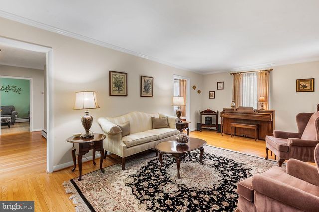 1913 JODY RD, Meadowbrook, PA 19046