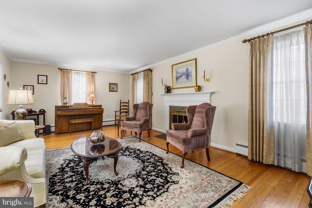 1913 JODY RD, Meadowbrook, PA 19046
