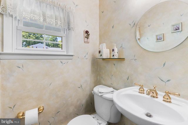 1913 JODY RD, Meadowbrook, PA 19046
