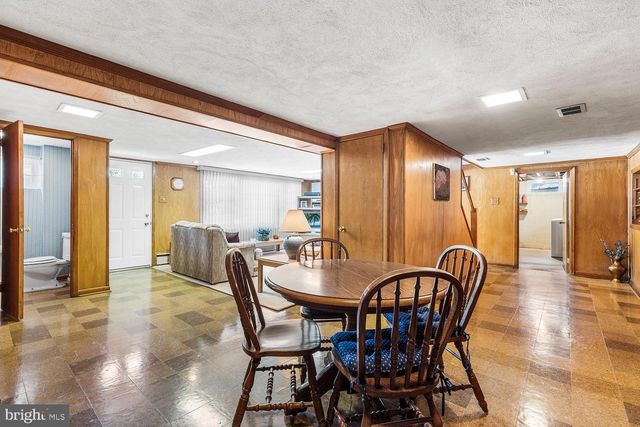 1913 JODY RD, Meadowbrook, PA 19046