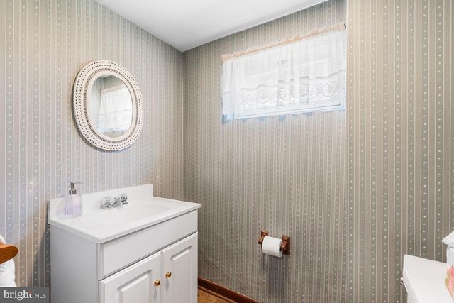 1913 JODY RD, Meadowbrook, PA 19046