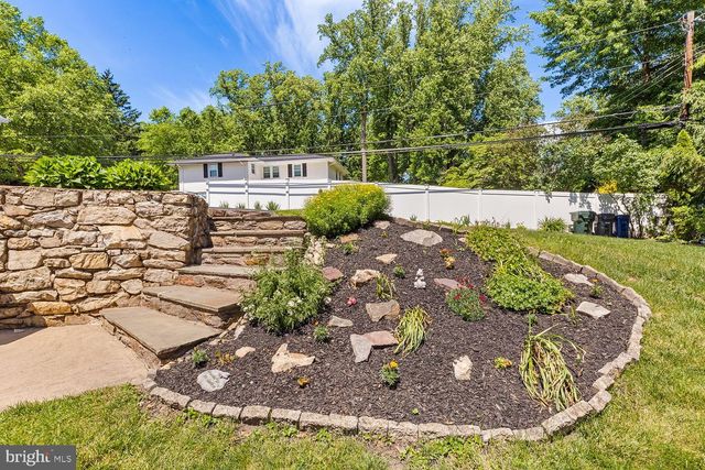 1913 JODY RD, Meadowbrook, PA 19046