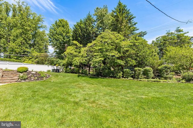 1913 JODY RD, Meadowbrook, PA 19046