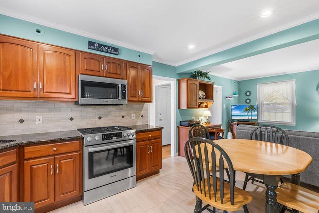 1913 JODY RD, Meadowbrook, PA 19046