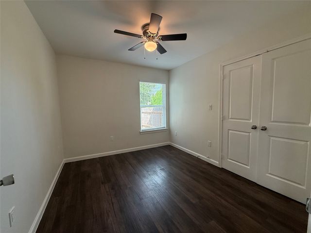 1501 College Street 1503, Grand Prairie, TX 75050