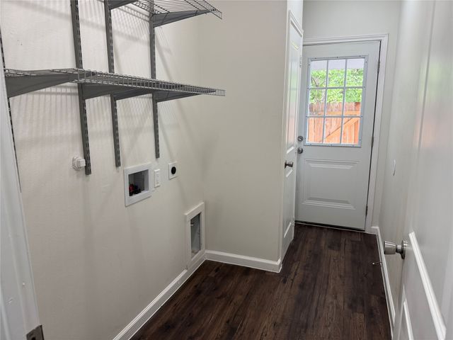 1501 College Street 1503, Grand Prairie, TX 75050