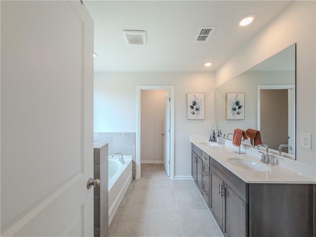 4311 Dean Grove Way, Loganville, GA 30052