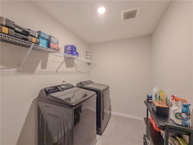 4311 Dean Grove Way, Loganville, GA 30052