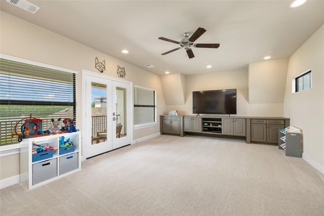 23310 Vista De Tres Lagos Drive, Spring, TX 77389