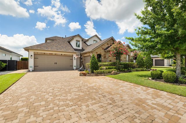 23310 Vista De Tres Lagos Drive, Spring, TX 77389