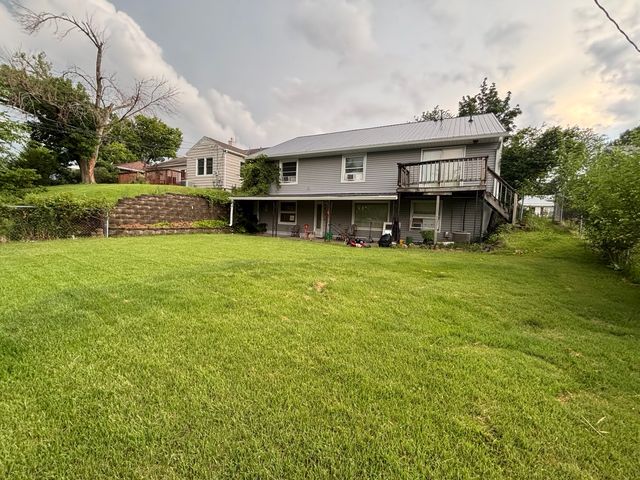 2191 Chandler Street SW, Cedar Rapids, IA 52404