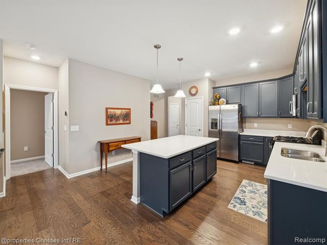 48024 Barrington Drive, Canton, MI 48188