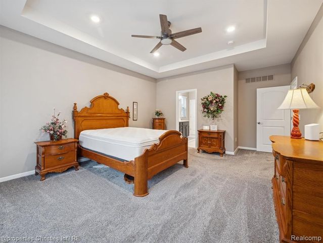 48024 Barrington Drive, Canton, MI 48188