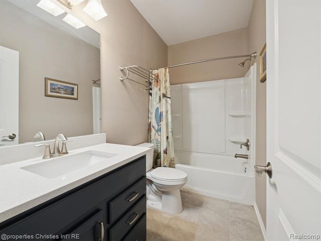 48024 Barrington Drive, Canton, MI 48188