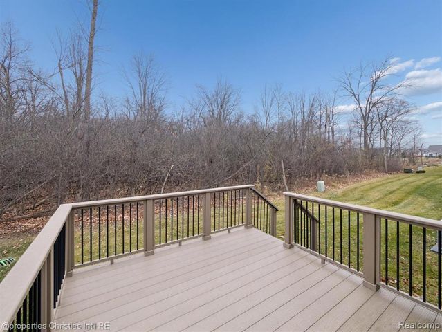 48024 Barrington Drive, Canton, MI 48188