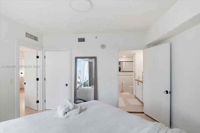 350 S Miami Ave 1205, Miami, FL 33130