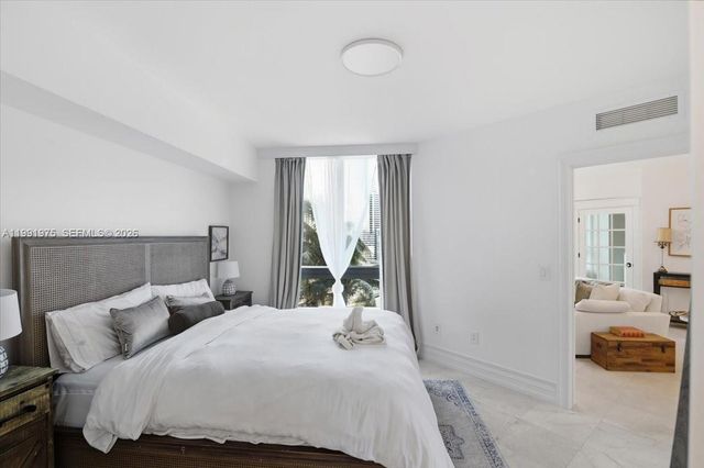 350 S Miami Ave 1205, Miami, FL 33130