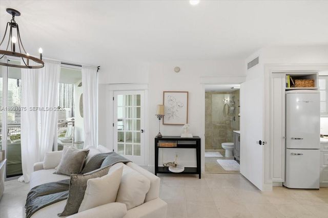 350 S Miami Ave 1205, Miami, FL 33130