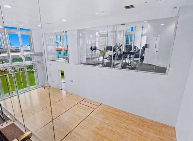 350 S Miami Ave 1205, Miami, FL 33130