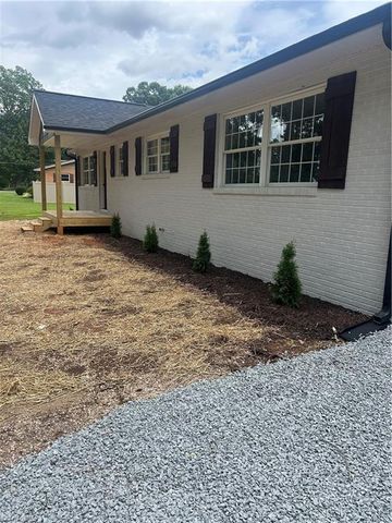 5726 Edgar Road, Archdale, NC 27263