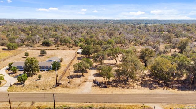 1595 Marbach, Somerset, TX 78069