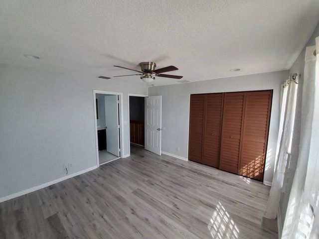 197 NW Eller, Deerfield Beach, FL 33441