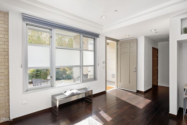 257 S Hudson Avenue 102, Pasadena, CA 91101