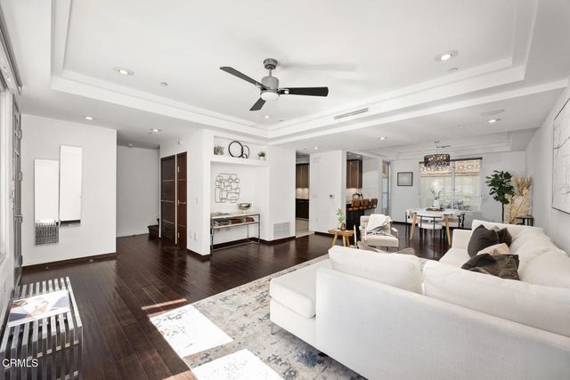 257 S Hudson Avenue 102, Pasadena, CA 91101