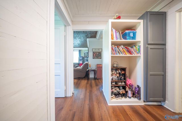 302 Nebraska Avenue, Stevenson, AL 35772