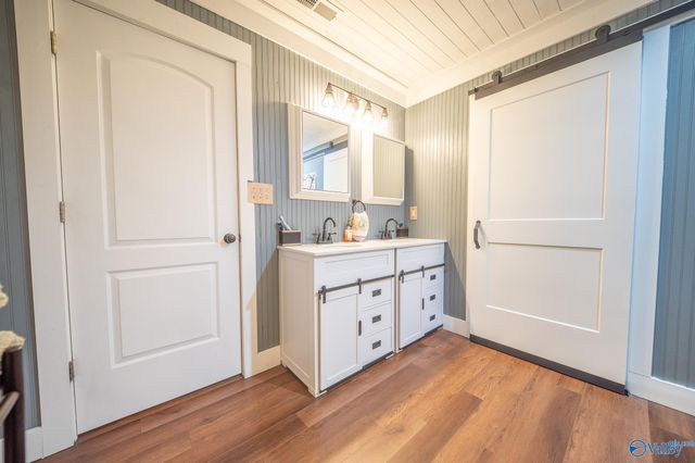 302 Nebraska Avenue, Stevenson, AL 35772