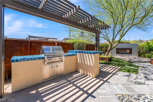 9335 Las Haciendas Road, Las Vegas, NV 89148