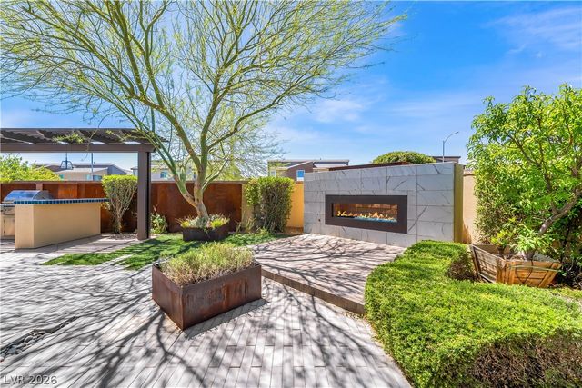 9335 Las Haciendas Road, Las Vegas, NV 89148