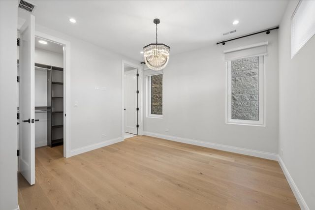 3739 N Clifton Avenue 2, Chicago, IL 60613