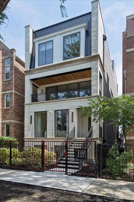 3739 N Clifton Avenue 2, Chicago, IL 60613