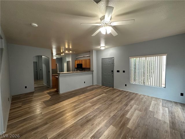 2562 Land Rush Drive, Henderson, NV 89002