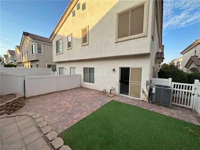 2562 Land Rush Drive, Henderson, NV 89002