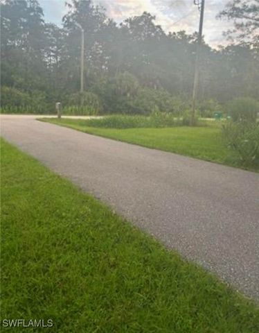2524 64th AVE NE, Naples, FL 34120