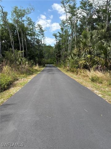 2524 64th AVE NE, Naples, FL 34120