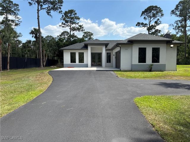 2524 64th AVE NE, Naples, FL 34120