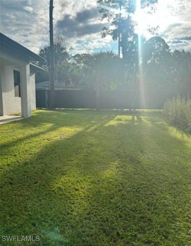 2524 64th AVE NE, Naples, FL 34120