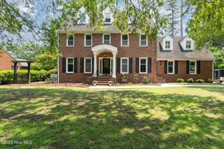 1013 Colleton Way, Trent Woods, NC 28562