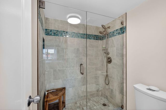 12871 Briarlake Drive 203, Palm Beach Gardens, FL 33418