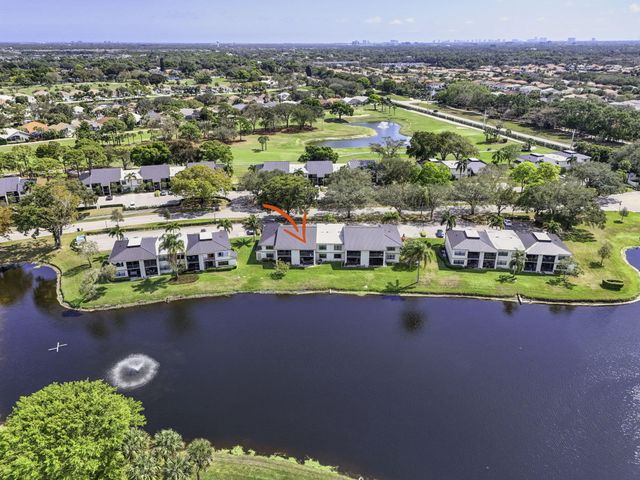12871 Briarlake Drive 203, Palm Beach Gardens, FL 33418