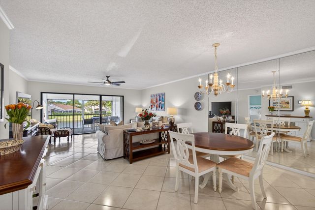 12871 Briarlake Drive 203, Palm Beach Gardens, FL 33418