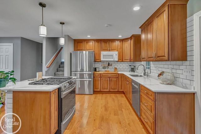 8051 Logana Road, Greenwood Twp, MI 48006