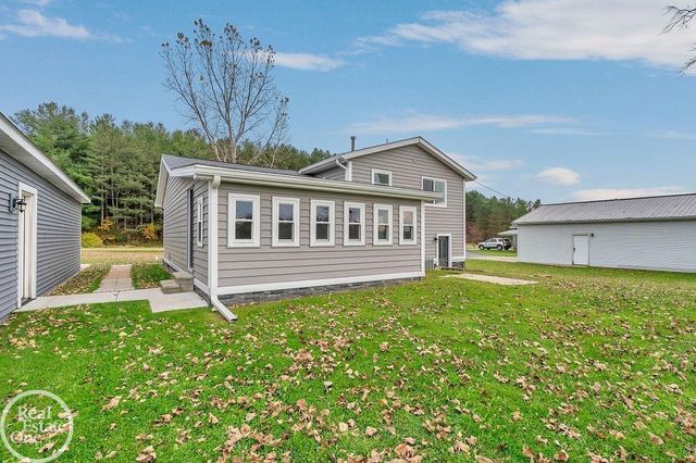 8051 Logana Road, Greenwood Twp, MI 48006